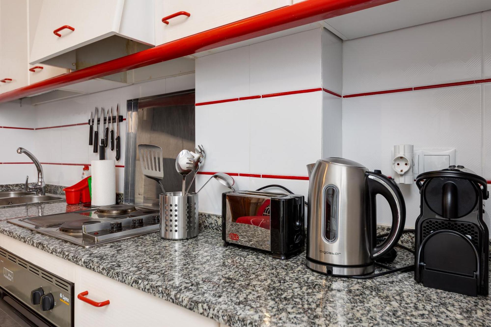 Lovely Apartment Near The Sea Торевиеха Екстериор снимка